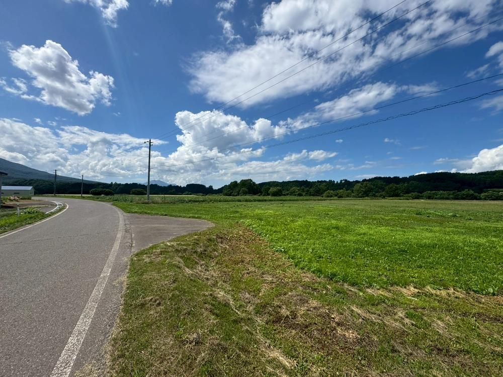 Land for Sale in Kyogoku, Hokkaido with Mount Yotei Views - Thumbnail 3