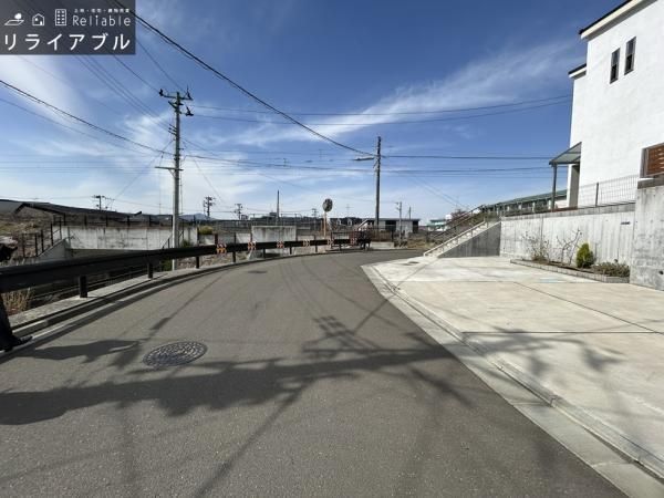 Modern 3LDK House in Sendai's Kita-yama Area - Thumbnail 3