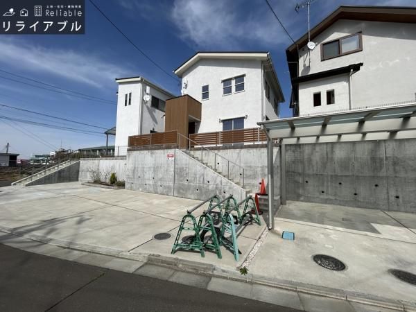 Modern 3LDK House in Sendai's Kita-yama Area - Thumbnail 2