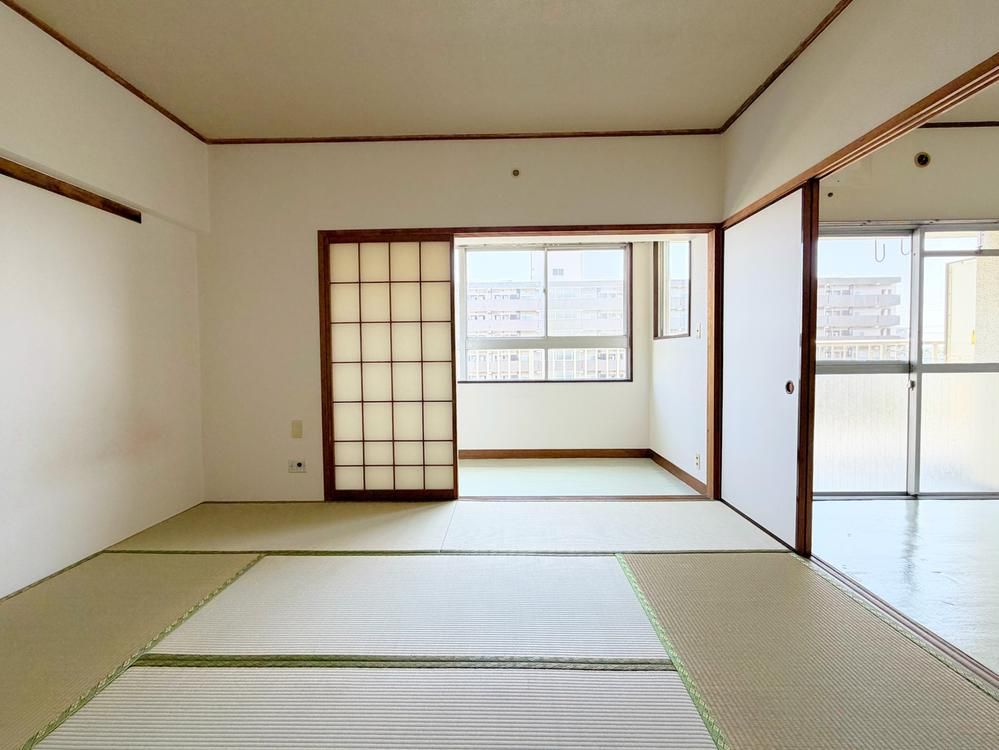 3DK Apartment for Sale in Yokohama, Kanagawa - 67m² - Thumbnail 3