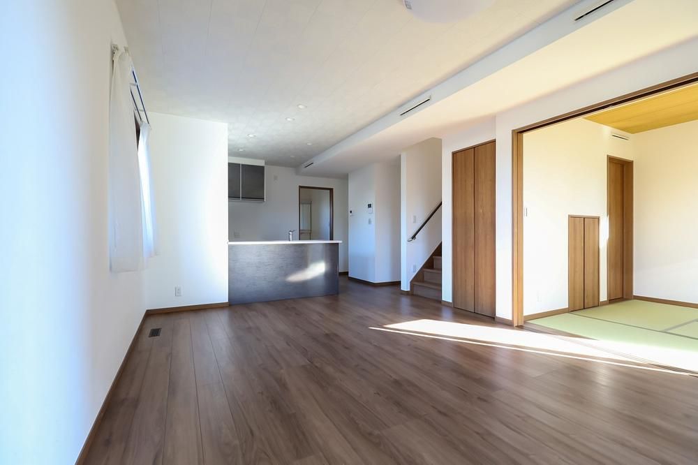 Modern 4LDK House on 225m2 Lot in Tochigi City - Thumbnail 4