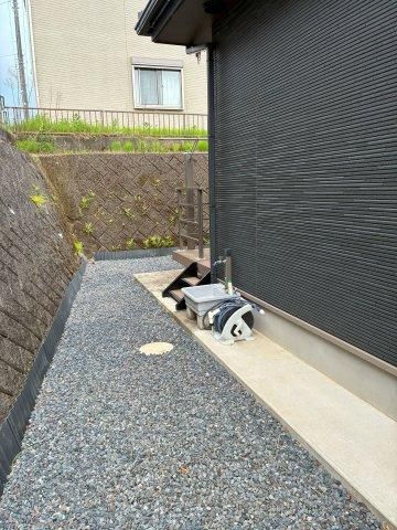 2LDK Single-Story House for Sale in Mito City, Ibaraki - Thumbnail 2