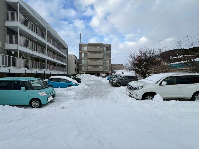 Land for Sale Near Motomachi Station, Higashi-ku, Sapporo, 370 sqm - Thumbnail 4
