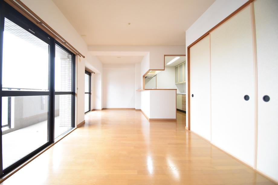 4LDK Apartment for Sale in Chuo-ku, Kumamoto City – 88.84m2 - Thumbnail 3