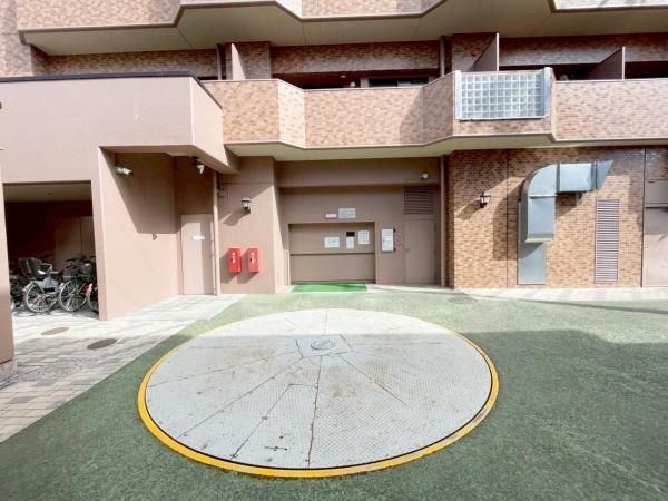 Renovated 3LDK Apartment in Sendai's Nagamachi Area - Thumbnail 4