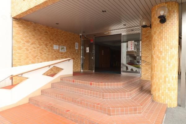 4LDK Apartment for Sale in Shizuoka City, 96m2, Near Station - Thumbnail 3