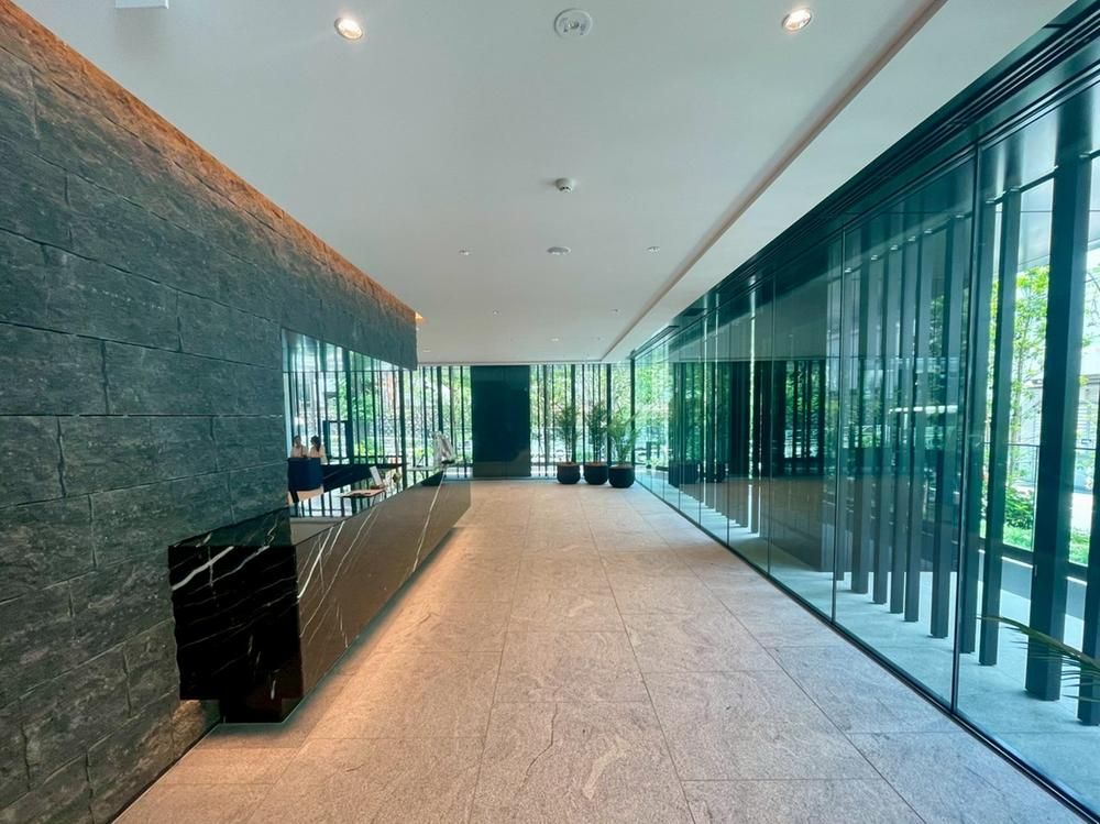 2LDK Apartment for Sale in Shibuya, Tokyo - 76.67m² - Thumbnail 3