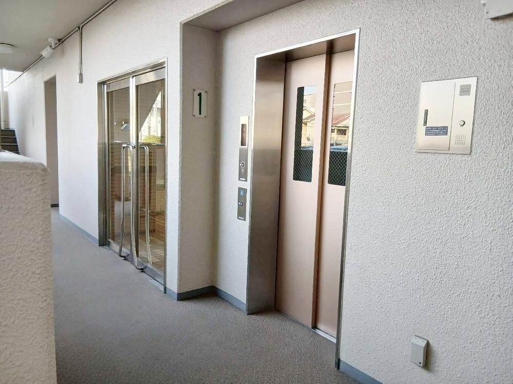 Sakai Kita Park Homes 3LDK Apartment for Sale - Osaka - Thumbnail 2