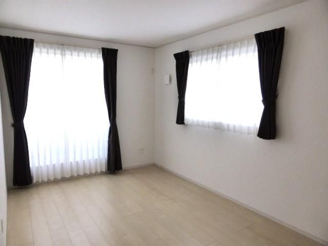 4LDK House for Sale in Matsumori, Sendai - 98m² with Solar Power - Thumbnail 2
