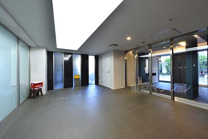 Sunctus Minami-Kasai Grans 3LDK Apartment for Sale in Tokyo - Thumbnail 3