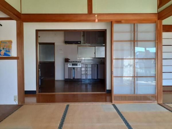 5DK House for Sale in Nagahama, Kochi City - 90.56 sqm - Thumbnail 2