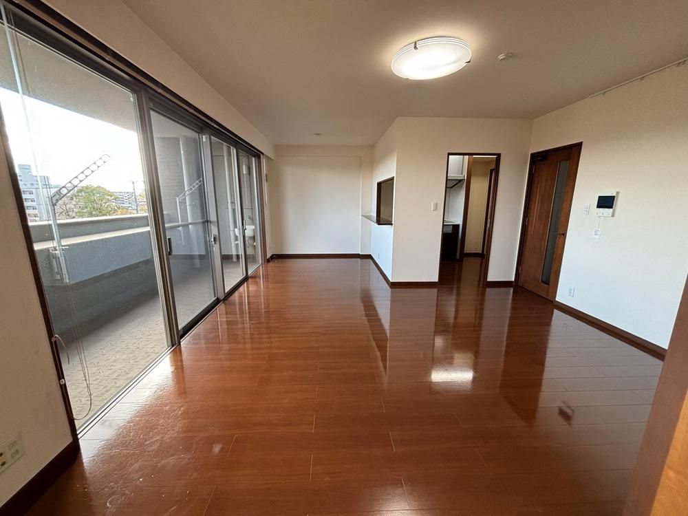 D'Cladia Miyazaki Corte Blu 3LDK Apartment for Sale in Miyazaki City - Thumbnail 3