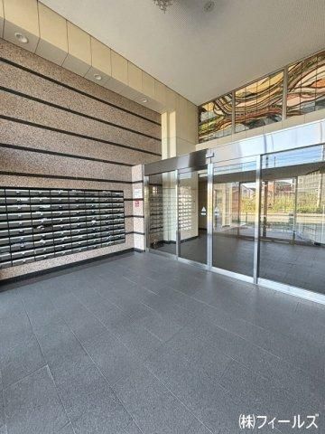 Renovated 2LDK Apartment Near Nigureya Station in Tokushima - Thumbnail 3