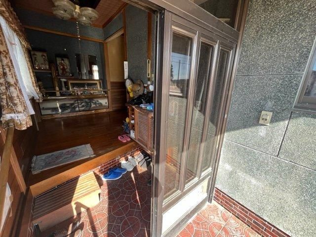 Spacious 5DK House on 702sqm Land in Miyakonojo, Miyazaki - Image 1