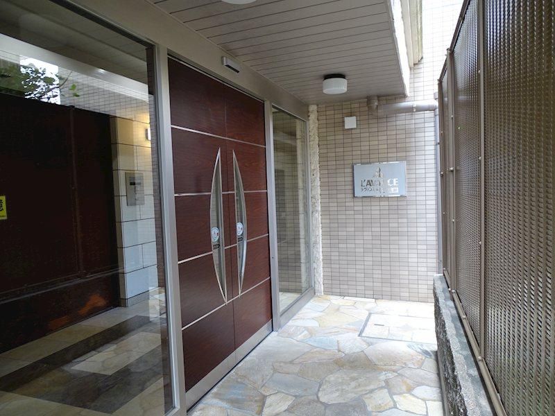 3LDK Apartment for Sale in Suruga Ward, Shizuoka City - Thumbnail 4