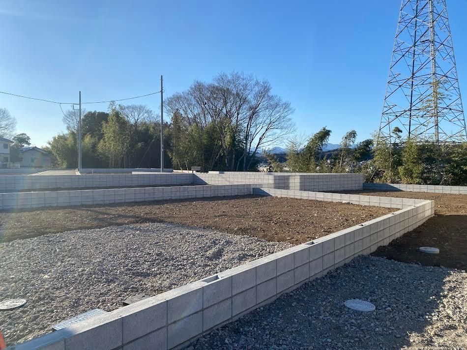 Land for Sale in Ome City, Tokyo - 12 Plots from 14.8M Yen - Thumbnail 3