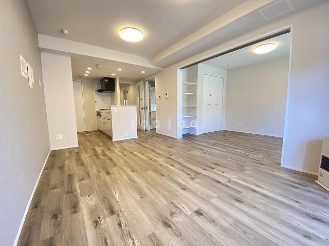 3LDK Apartment for Sale in Minami-ku, Sapporo, 70.22m2 - Thumbnail 4