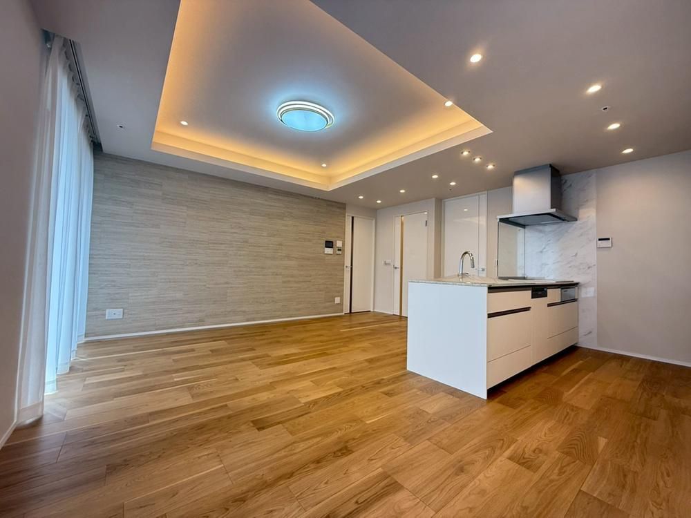 3LDK Apartment in Minato Mirai, Yokohama – 78.98m² with Sea View - Thumbnail 4