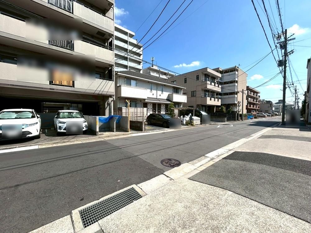 4LDK Renovated Apartment for Sale in Minato-ku, Nagoya - Thumbnail 2