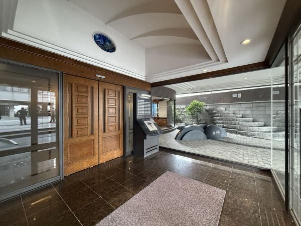 Renovated 2LDK Apartment for Sale in Iwakuni, Yamaguchi - Thumbnail 4
