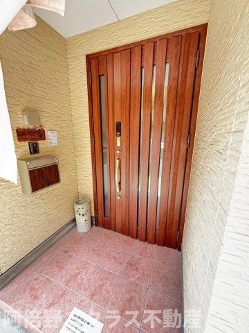 4LDK House for Sale in Naniwa Ward, Osaka - 124m2 - Thumbnail 3