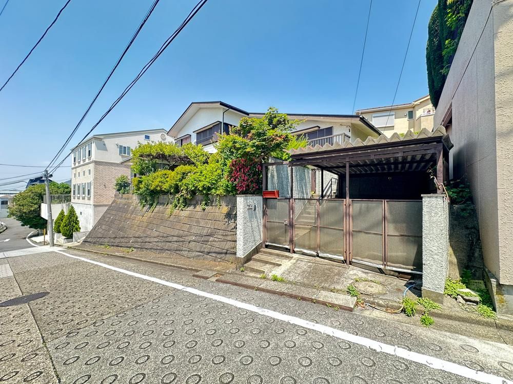 Land for Sale in Kamiyurada-cho, Totsuka-ku, Yokohama - 329 sqm - Thumbnail 3