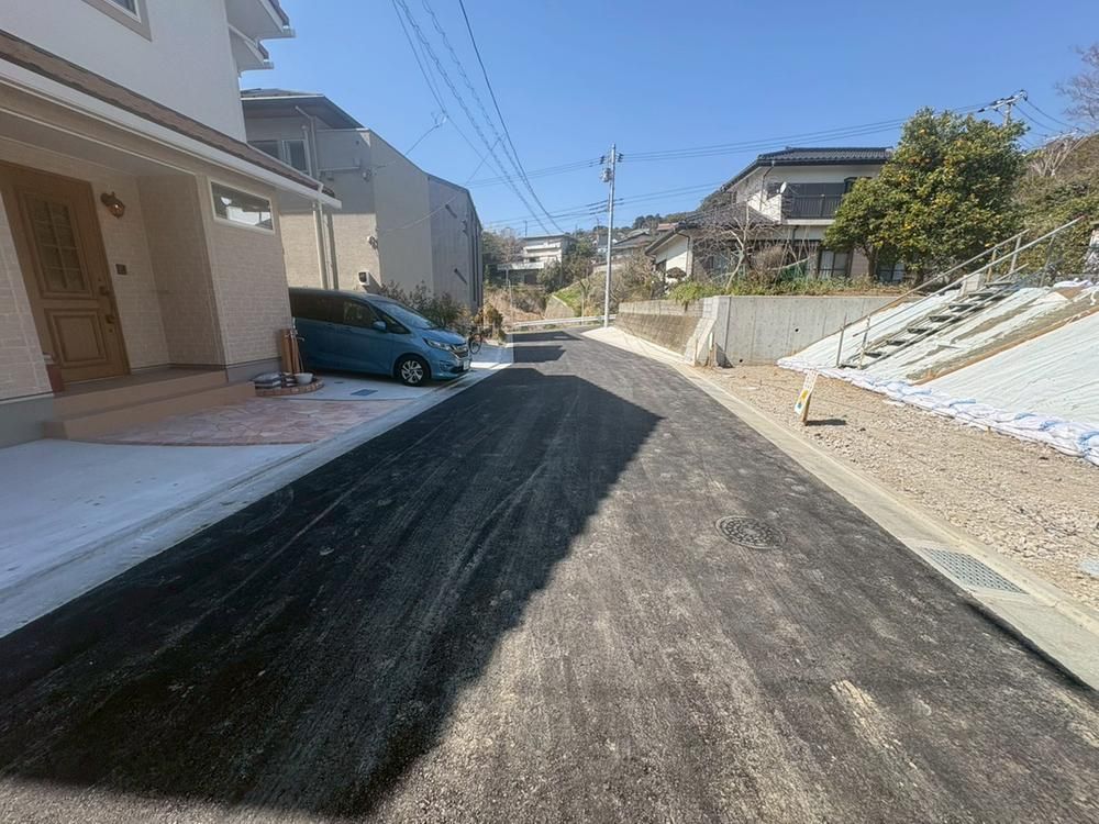 150m2 Building-Condition-Free Land for Sale in Hayama, Kanagawa - Thumbnail 2