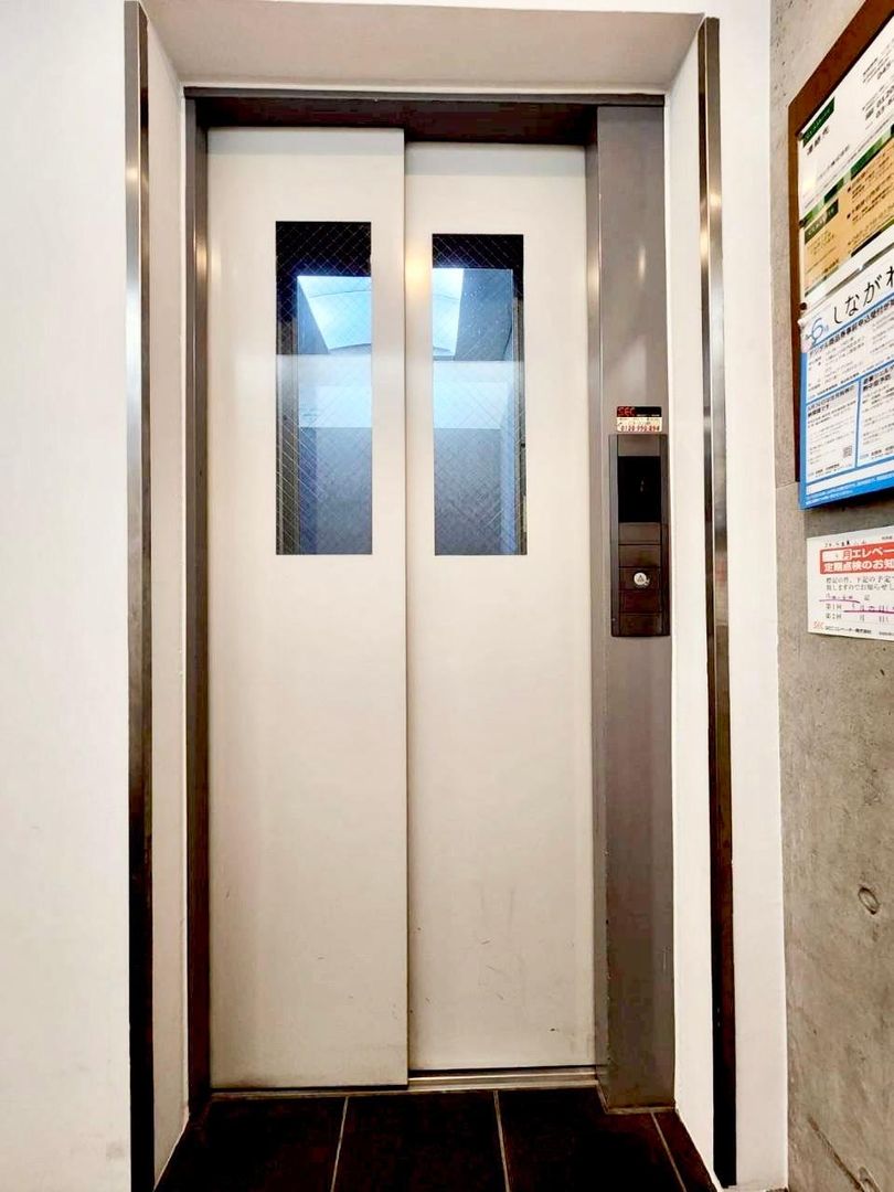 1DK Apartment for Sale in Musashi-Koyama, Shinagawa-ku, Tokyo - Thumbnail 3
