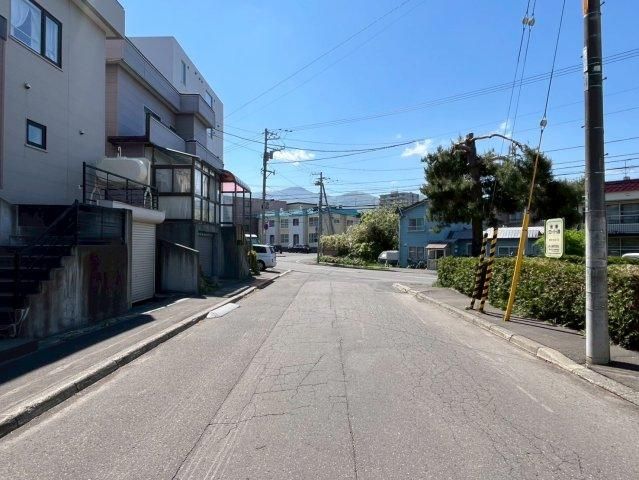 167 sqm Land for Sale in Nishi-ku, Sapporo near Miyanosawa Station - Thumbnail 4