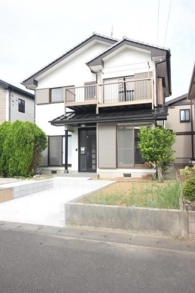 Renovated 4LDK+S House for Sale in Ryugasaki, Ibaraki - 18.9M Yen - Thumbnail 2