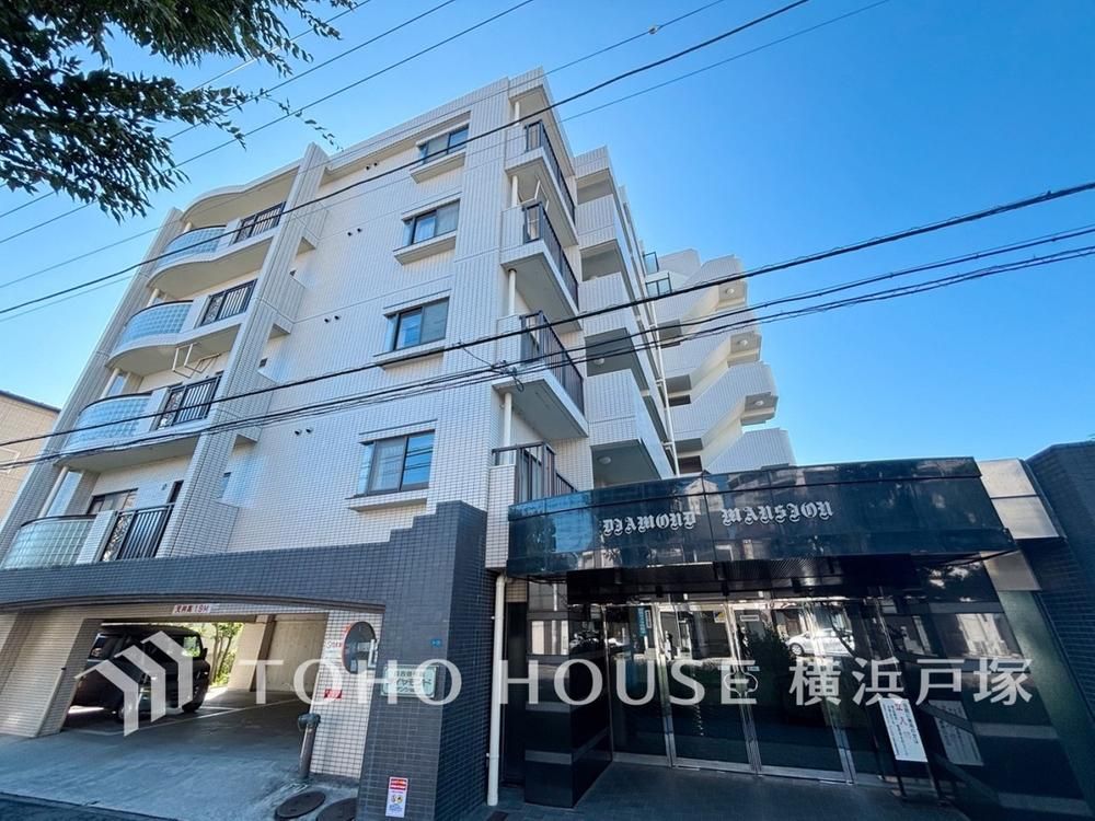 Fully Renovated 3LDK Apartment in Yokohama Kohoku Ward - Thumbnail 2