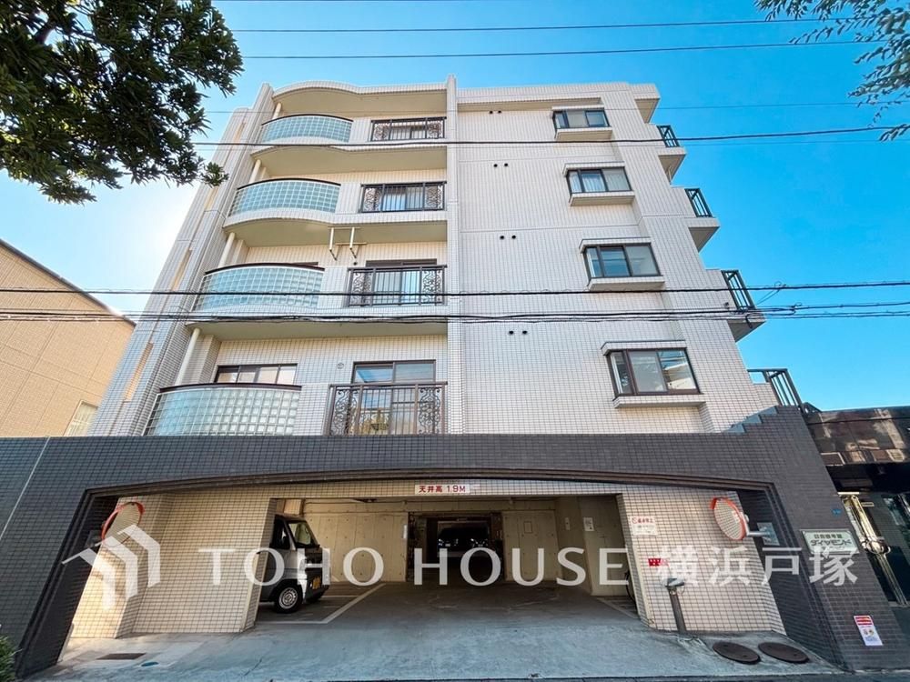 Fully Renovated 3LDK Apartment in Yokohama Kohoku Ward - Thumbnail 3
