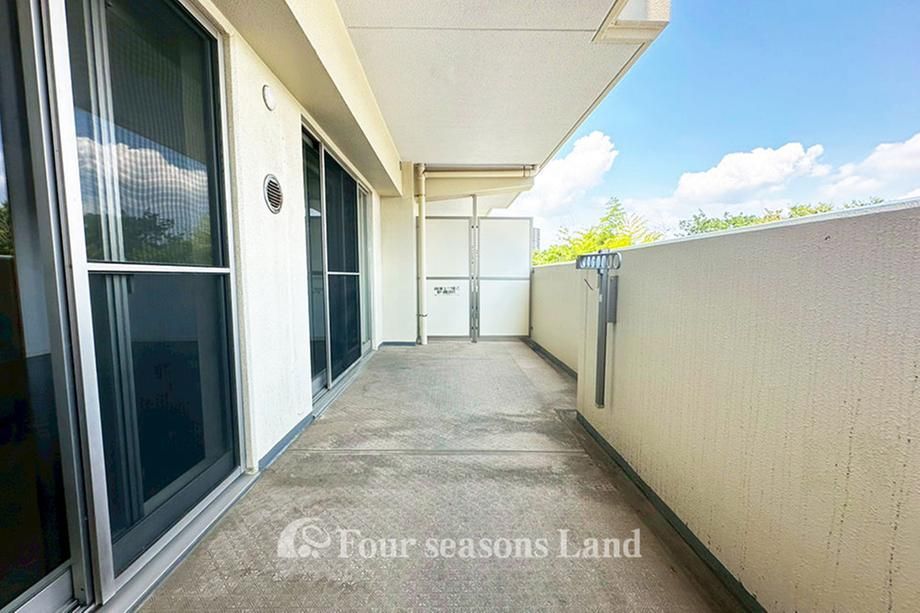 3LDK Apartment for Sale in Chigasaki, Kanagawa - Thumbnail 2