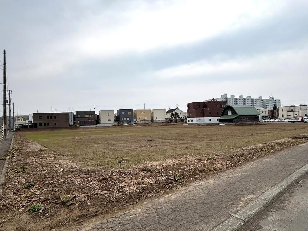 Building Condition Land for Sale in Sapporo's Atsubetsu Ward - Thumbnail 2
