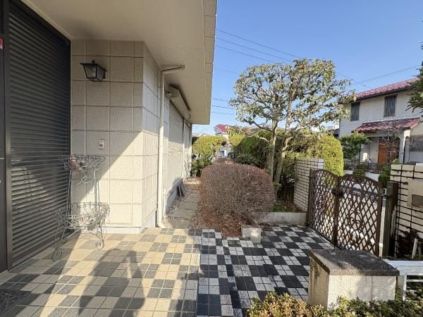 5LDK Detached House in Tama City, Tokyo - 197.87m2 - Thumbnail 2