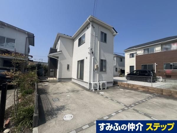 2017-Built 4LDK House in Sendai's Taihaku Ward with 3 Car Spaces - Thumbnail 3