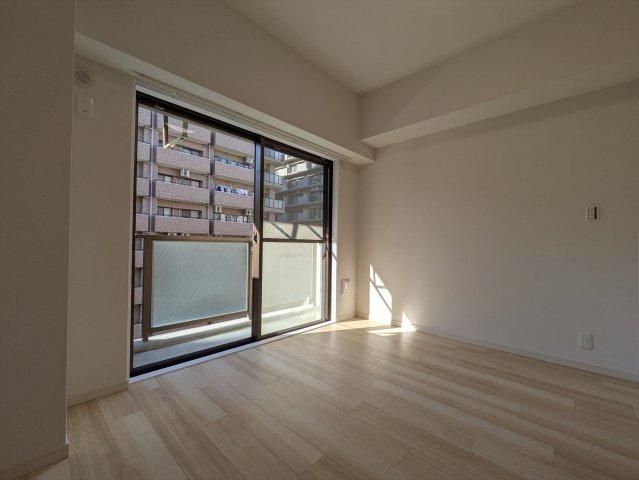Renovated 2DK Apartment for Sale in Ebina, Kanagawa - Thumbnail 4