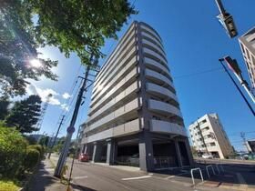 Apartment Building in Sendai Miyagino Ward with Multiple Units - Thumbnail 4