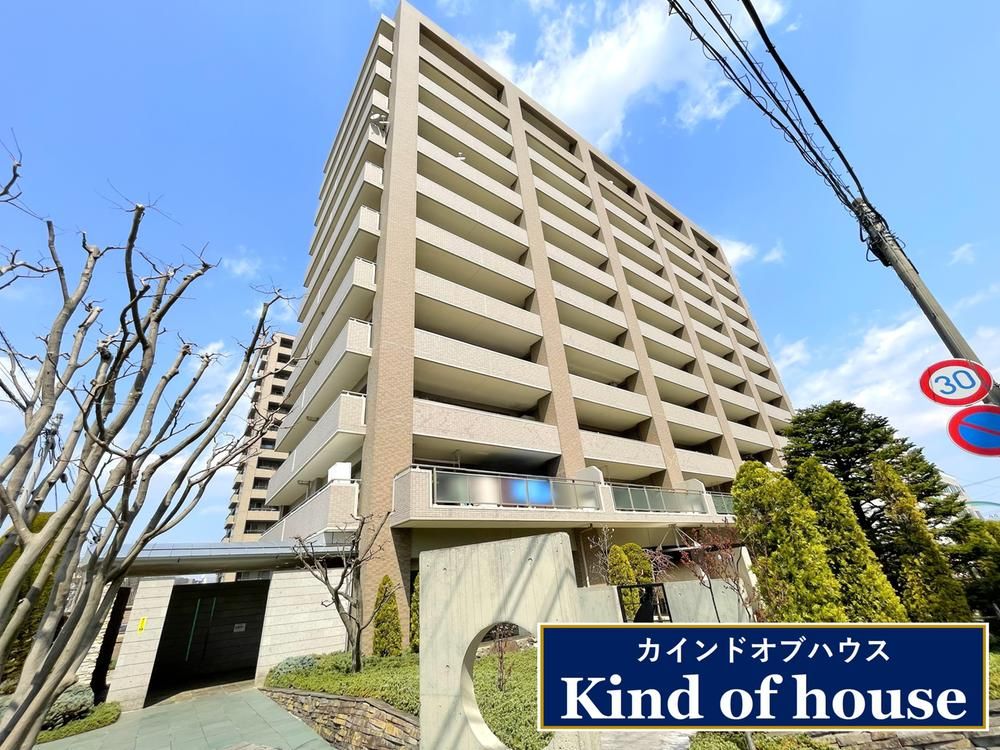 Apartment Building in Sendai Miyagino Ward with Multiple Units - Thumbnail 3