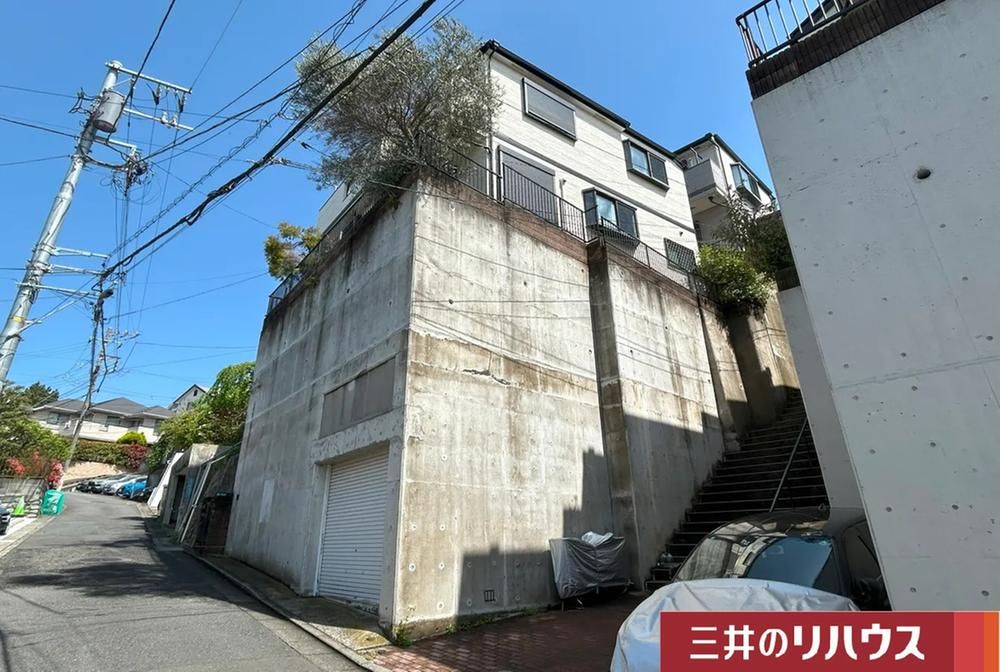 3LDK House for Sale in Hodogaya, Yokohama - 32.8M Yen - Image 1