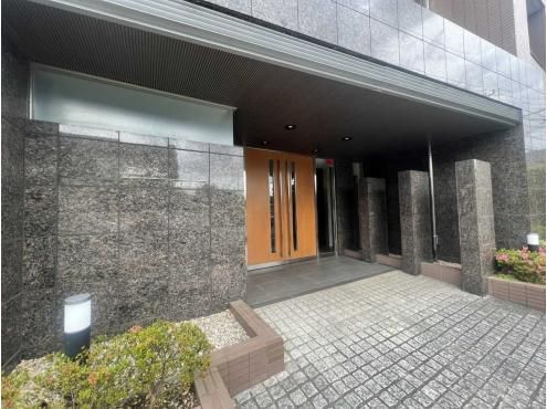 2LDK+S Apartment for Sale in Urawa, Saitama - 77.95m2 - Thumbnail 3