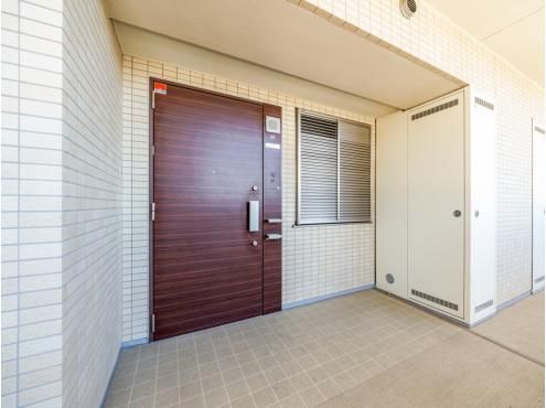 3LDK Apartment for Sale in Minami-ku, Saitama City - Thumbnail 2