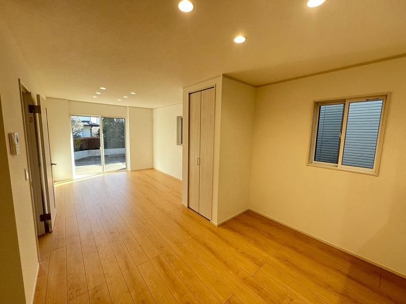 4LDK Detached House for Sale in Koyocho, Tokorozawa - Thumbnail 3