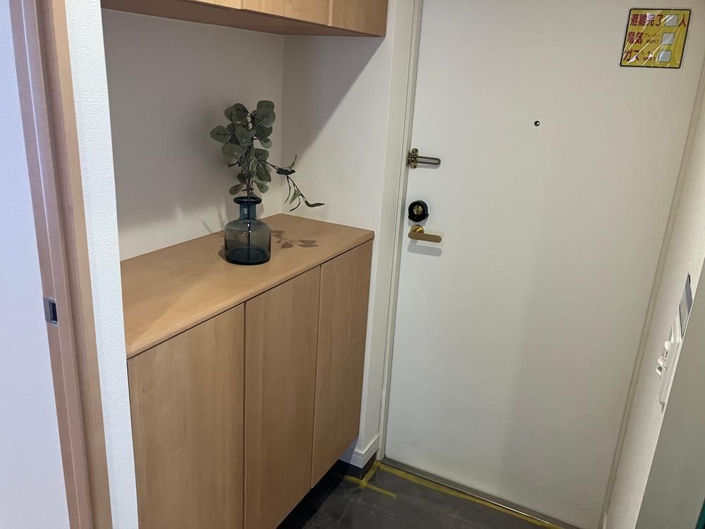 Renovated 3LDK Apartment in Kawaguchi, Saitama - 34.8M Yen - Thumbnail 2