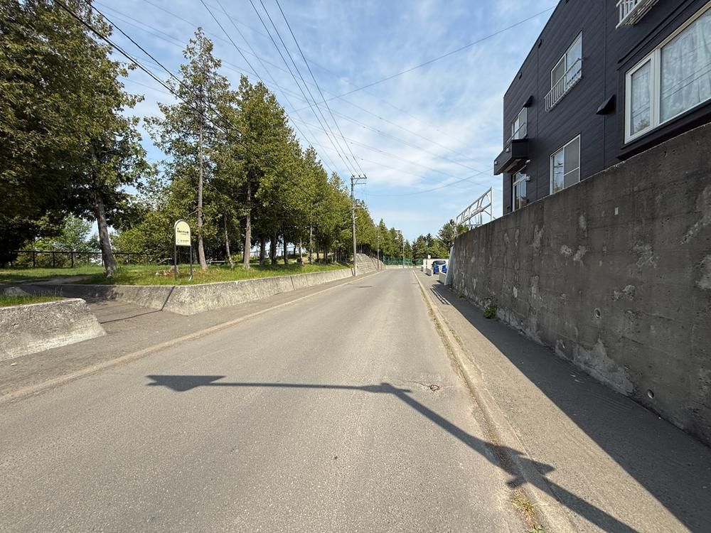 Land for Sale in Toyohira Ward, Sapporo, 264 m² - Thumbnail 3