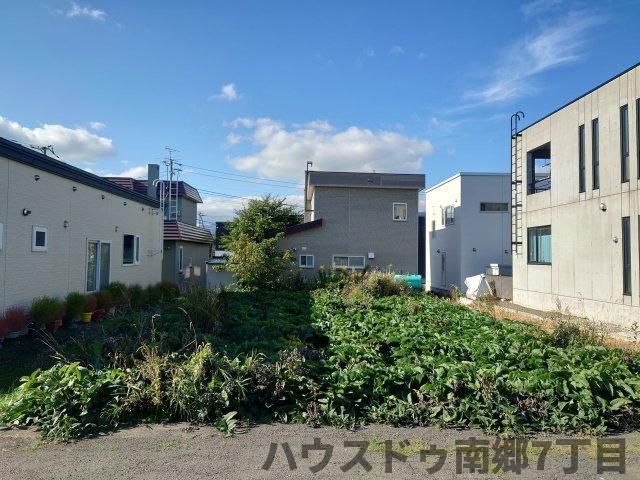 Land for Sale in Kita-ku, Sapporo - 212m2 Plot - Thumbnail 3