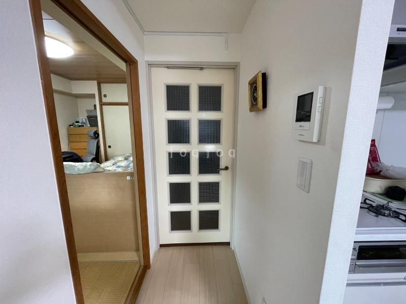 2LDK Apartment for Sale in Chuo Ward, Sapporo - 48.6m² - Thumbnail 3