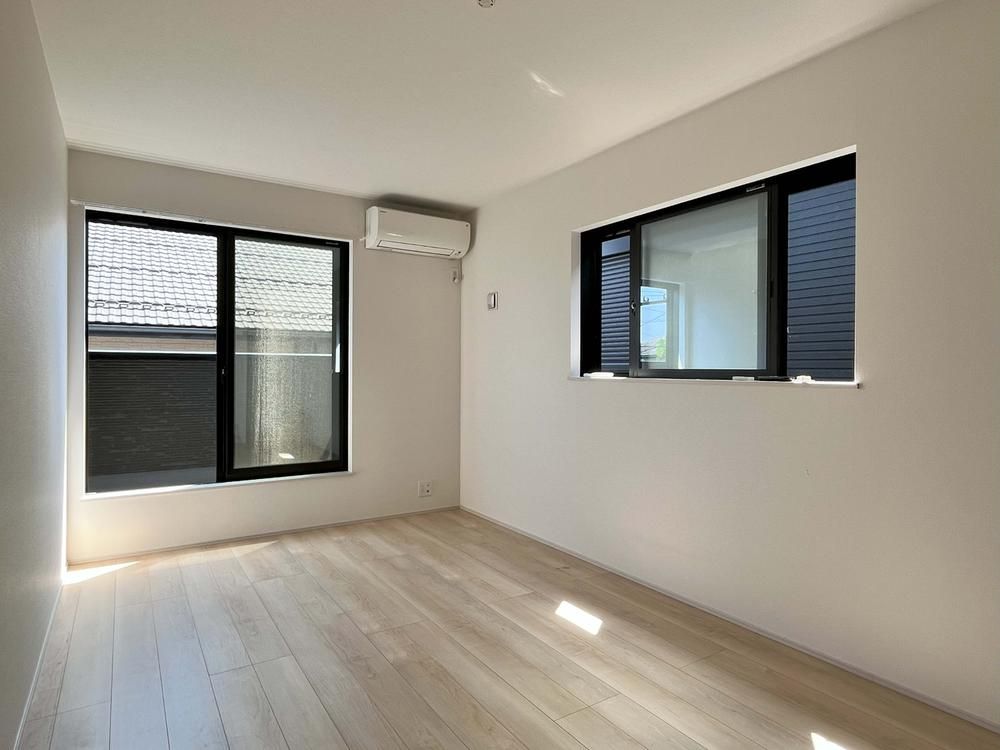 Modern 3LDK House in Hachioji with Solar Power and Floor Heating - Thumbnail 4