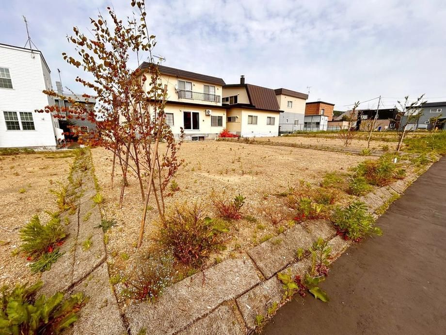 Land for Sale in Minami-ku, Sapporo - 165m2 - Thumbnail 3