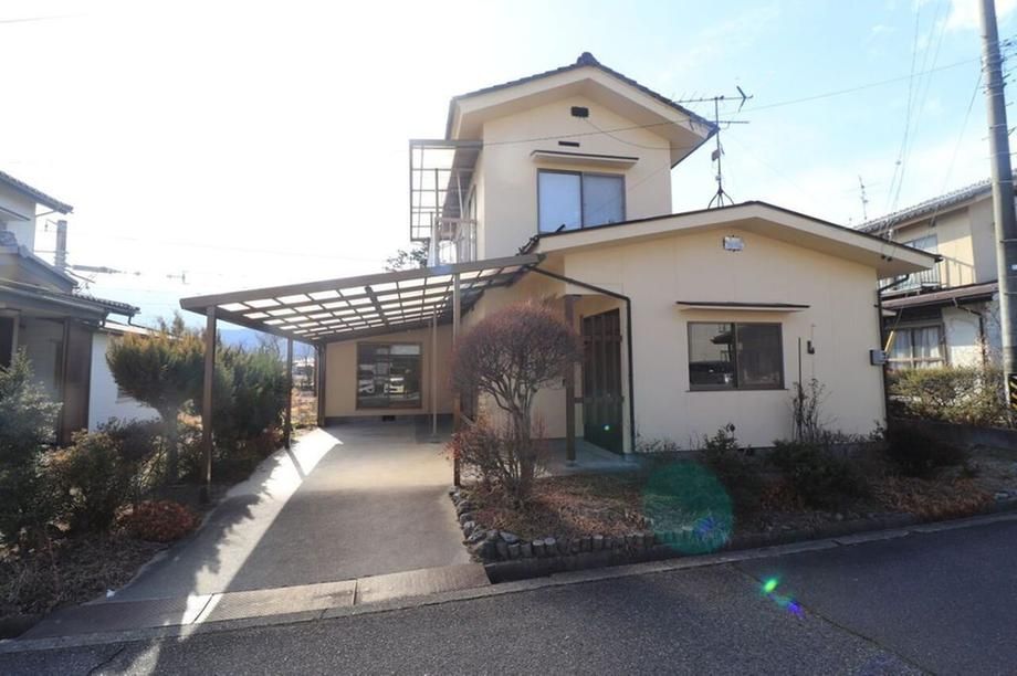 6K Detached House for Sale Near Kita-Hosono Station, Nagano - Thumbnail 2